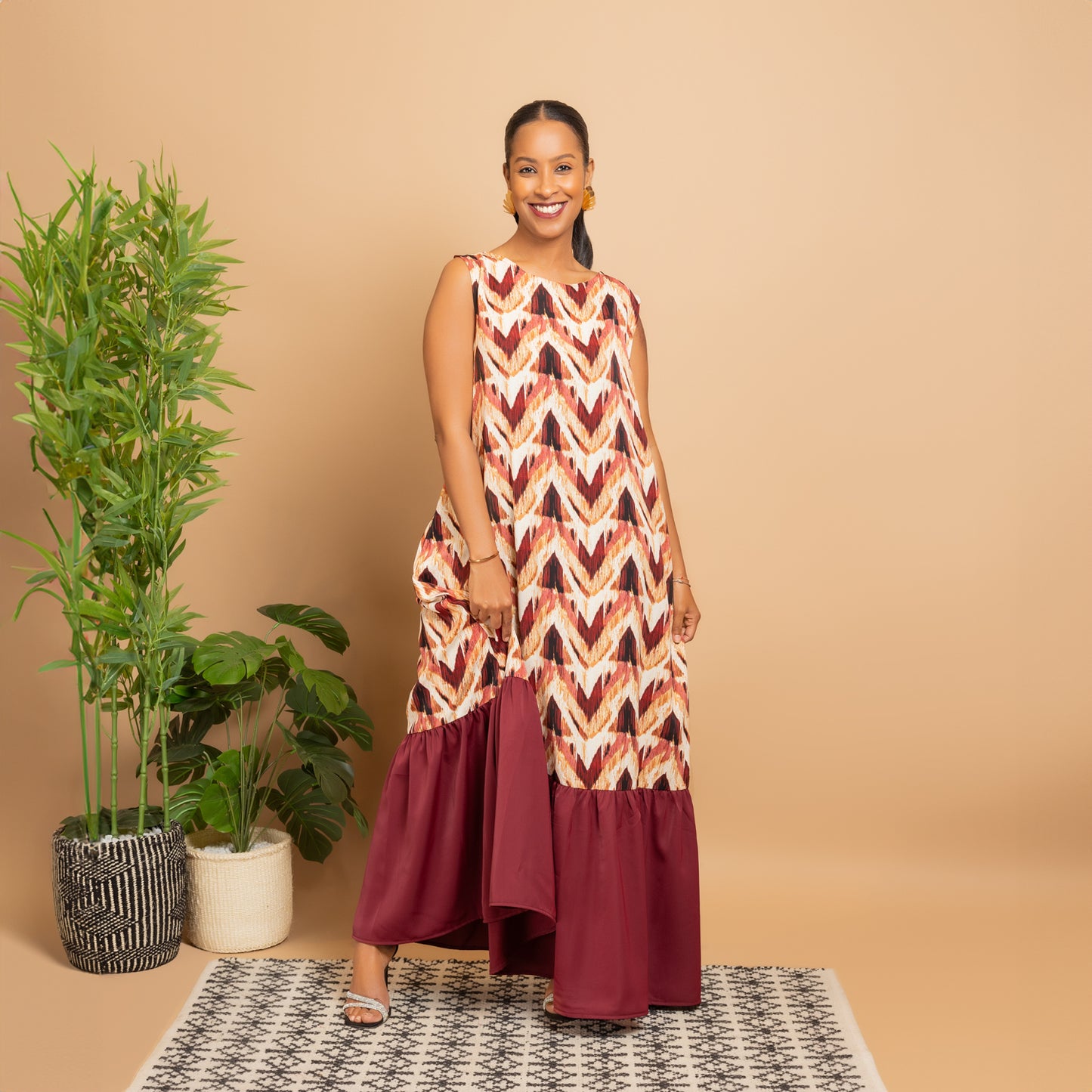 Sleeveless Tiered Maxi Dress - Maroon Print