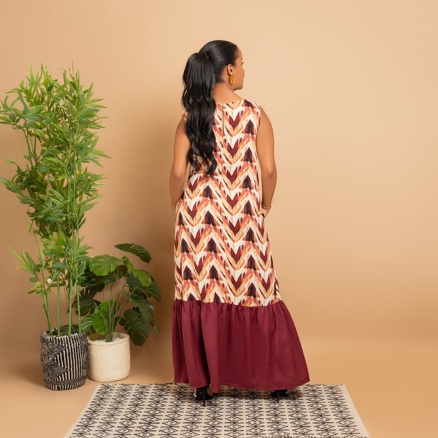 Sleeveless Tiered Maxi Dress - Maroon Print