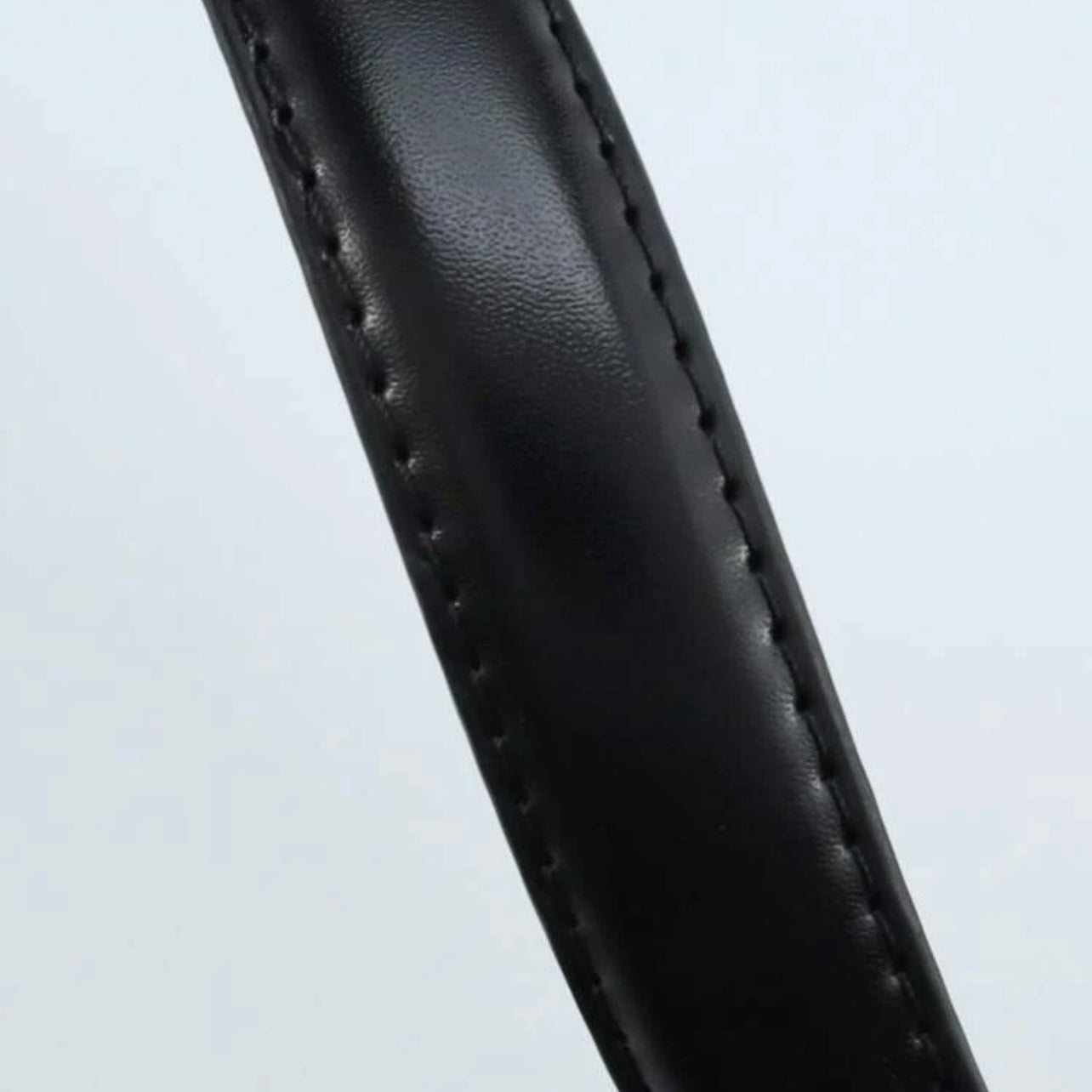 Minimalist Buckle Belt - Black