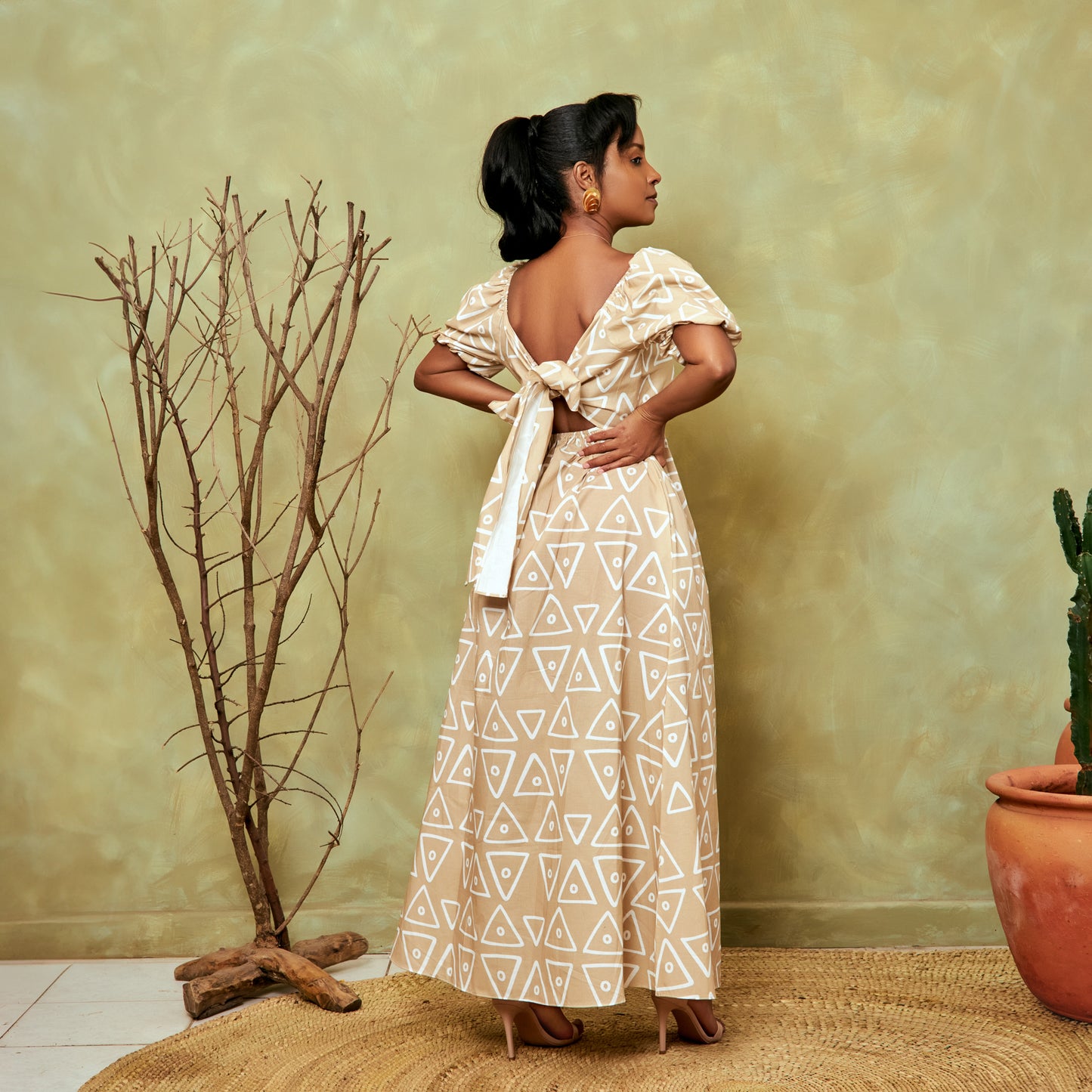 Nia Geometric Tie Back Maxi Dress - Beige