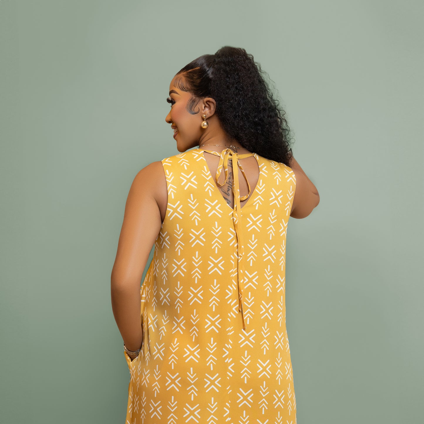 Nia Sleeveless Maxi Dress – Mustard