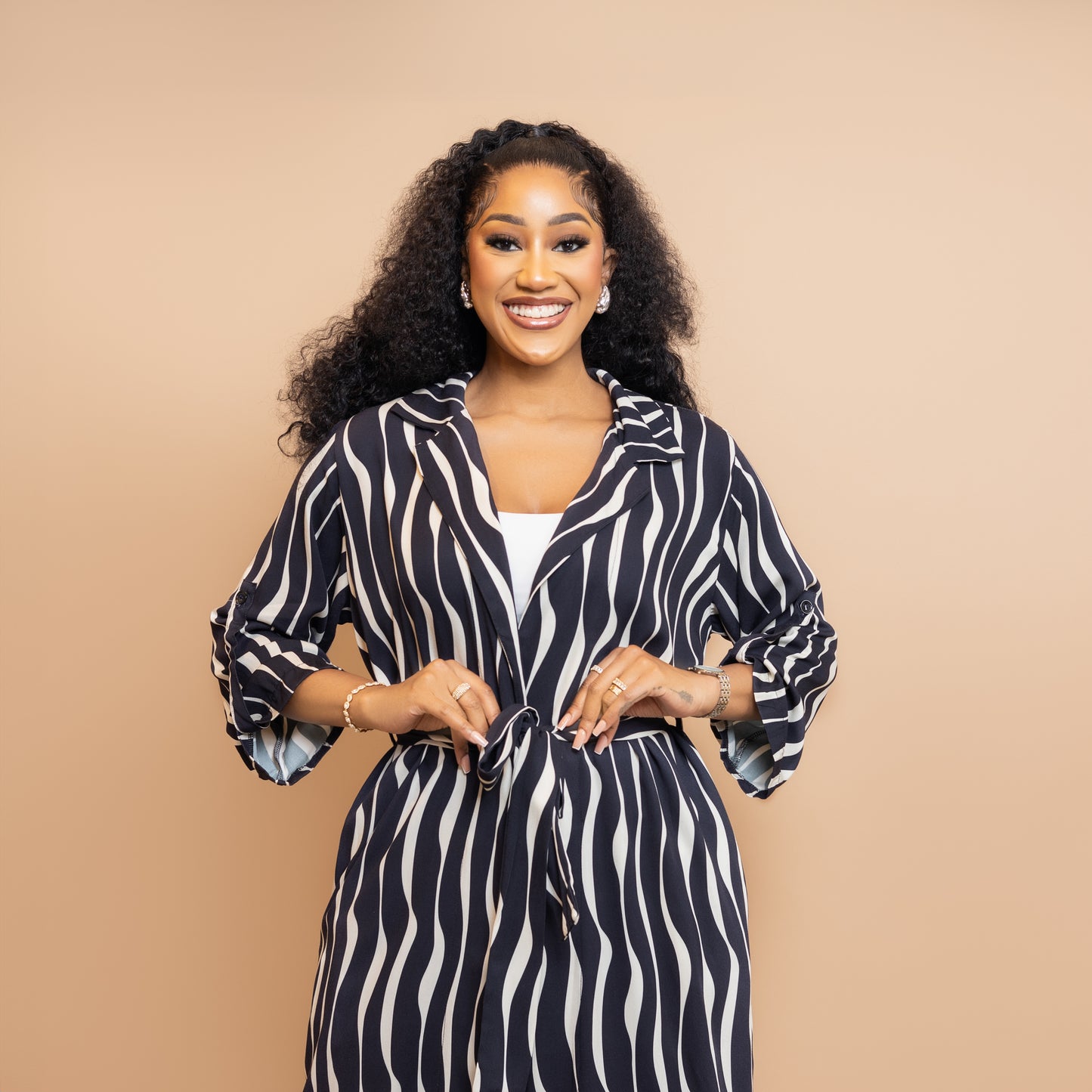 Nia Belted Kimono – Black Wavy