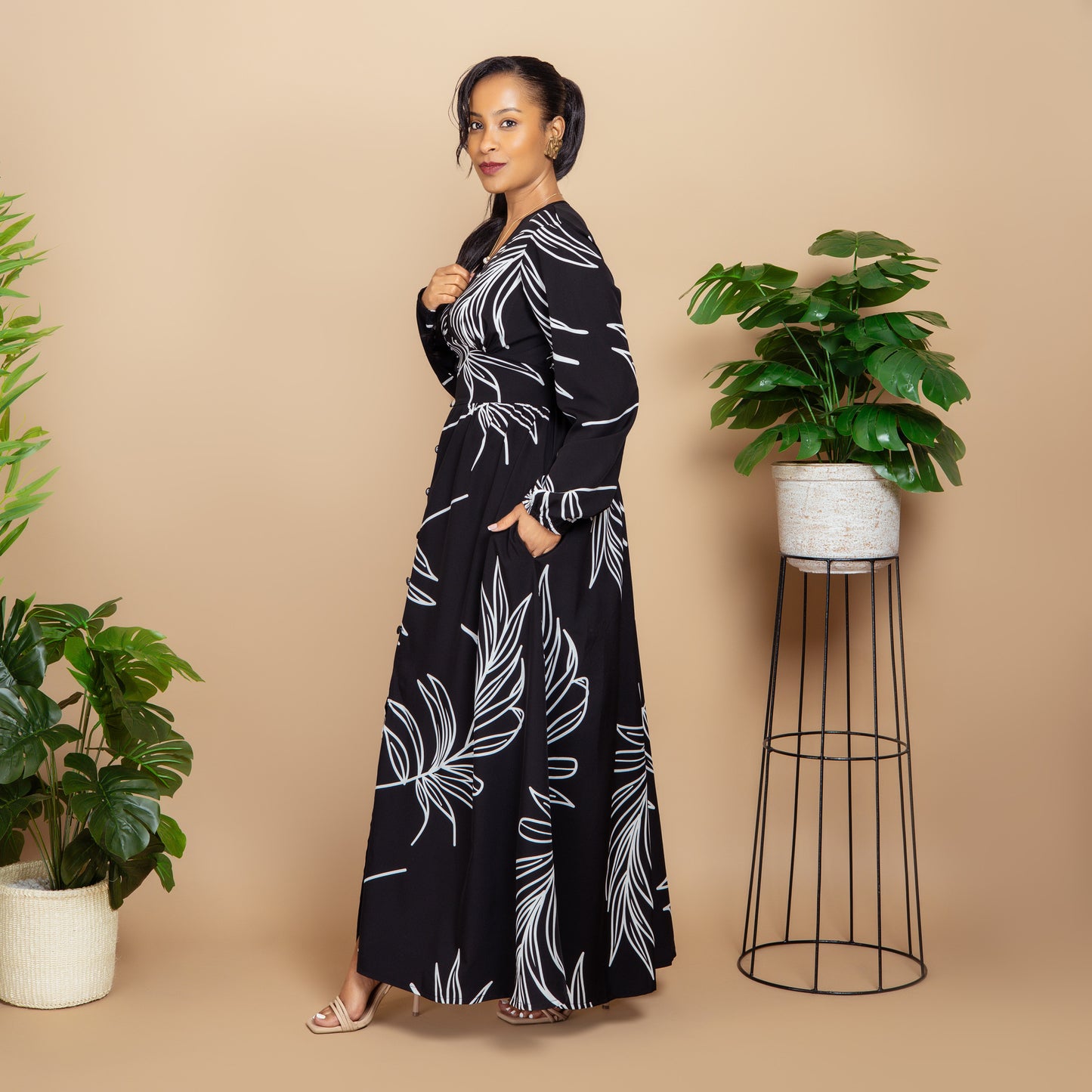 Black Print V Neck Shirred Maxi Dress