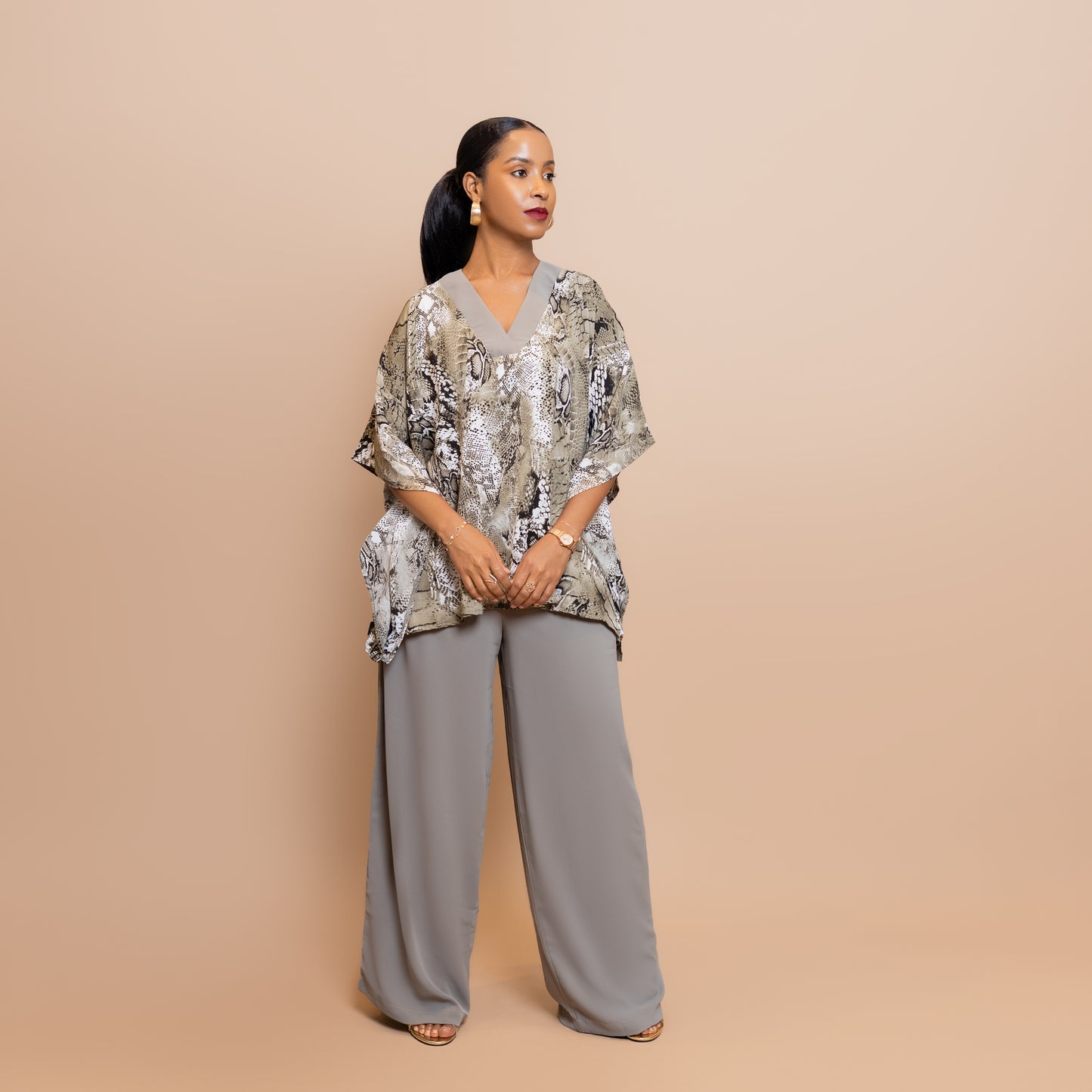 Two-Piece Set with Contrast Trim - Sandstone Snake Print