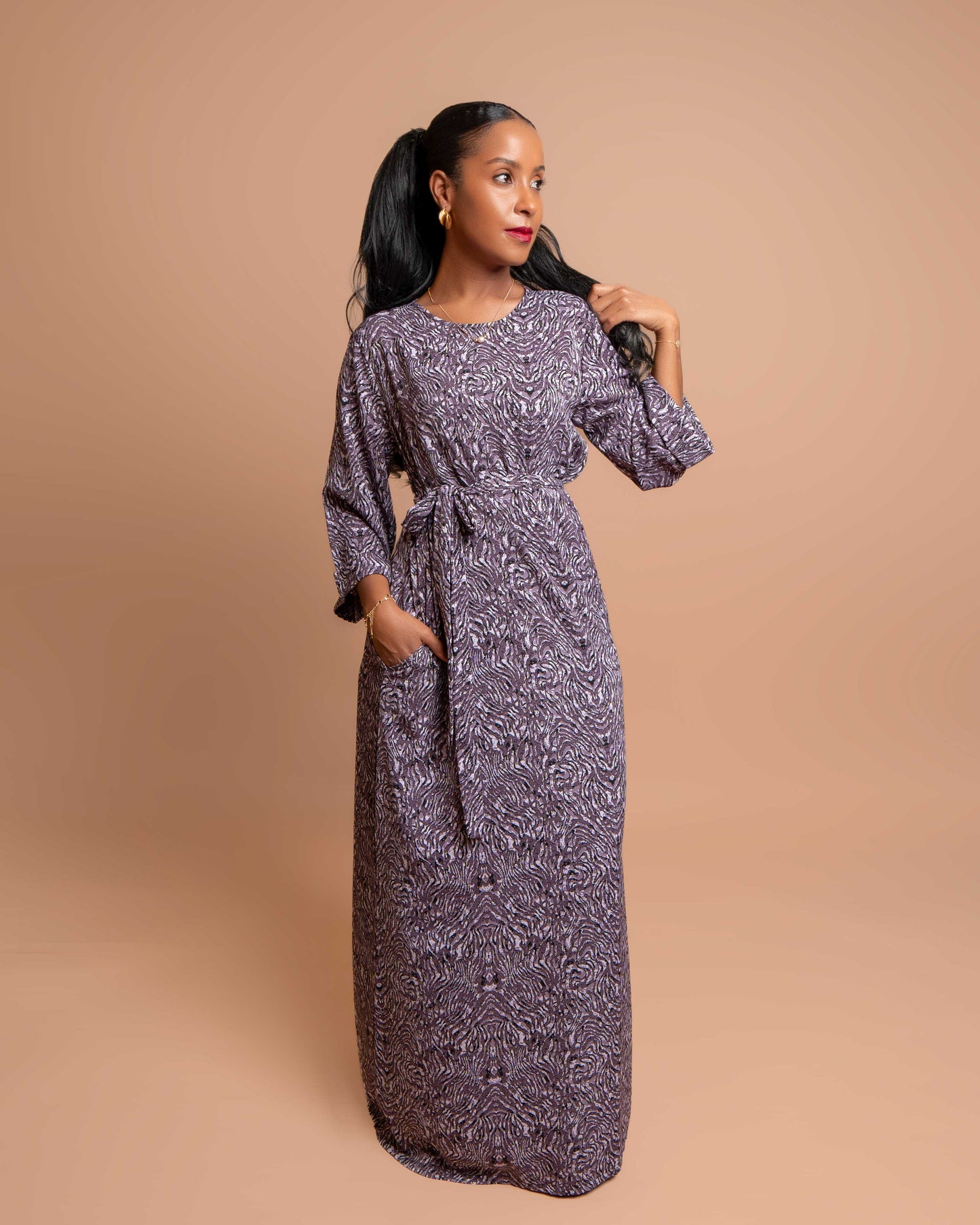 Round Neck Belted Maxi Dress - Purple Abstract Ripple