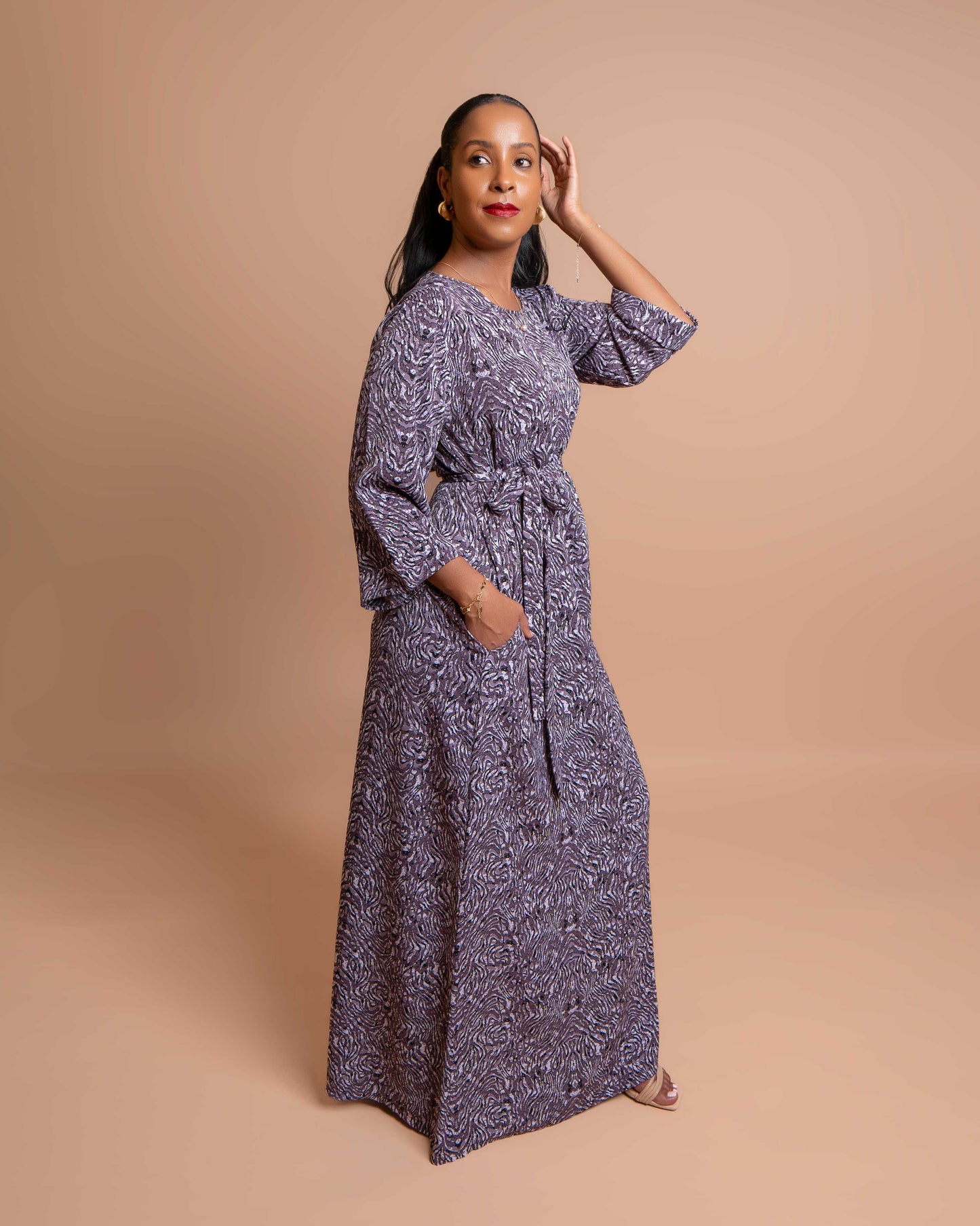 Round Neck Belted Maxi Dress - Purple Abstract Ripple