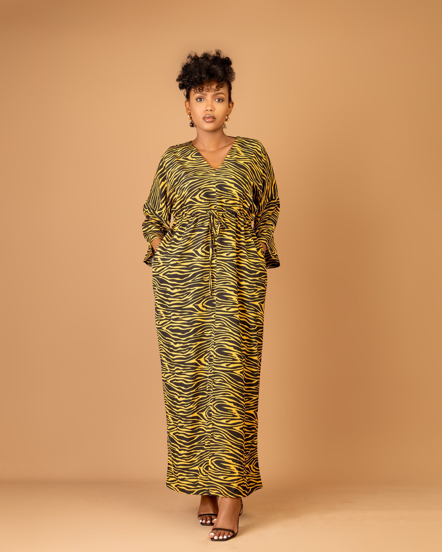 Black & Gold Print Drawstring Kaftan