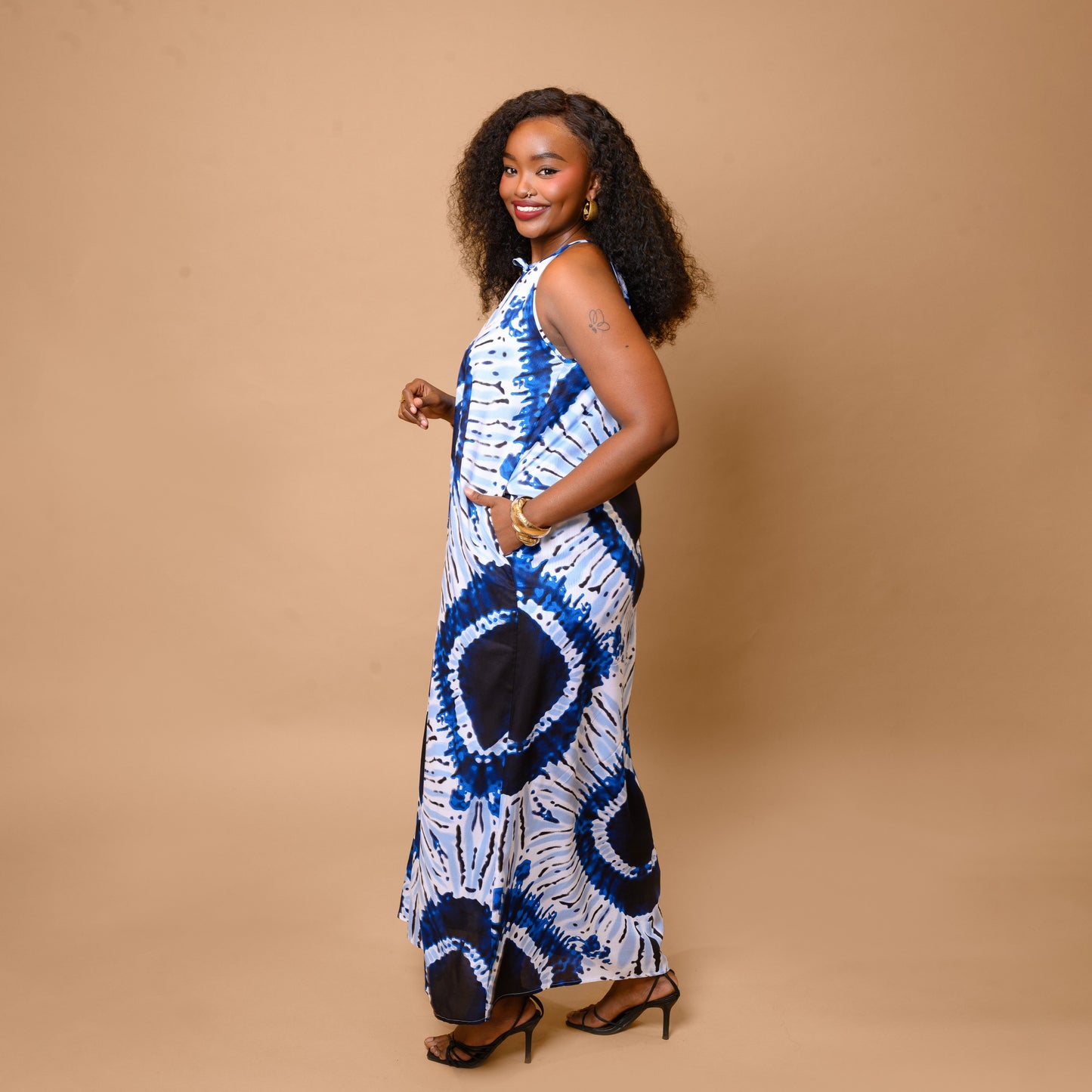 Sleeveless Maxi Dress - Blue Tie-dye Pattern