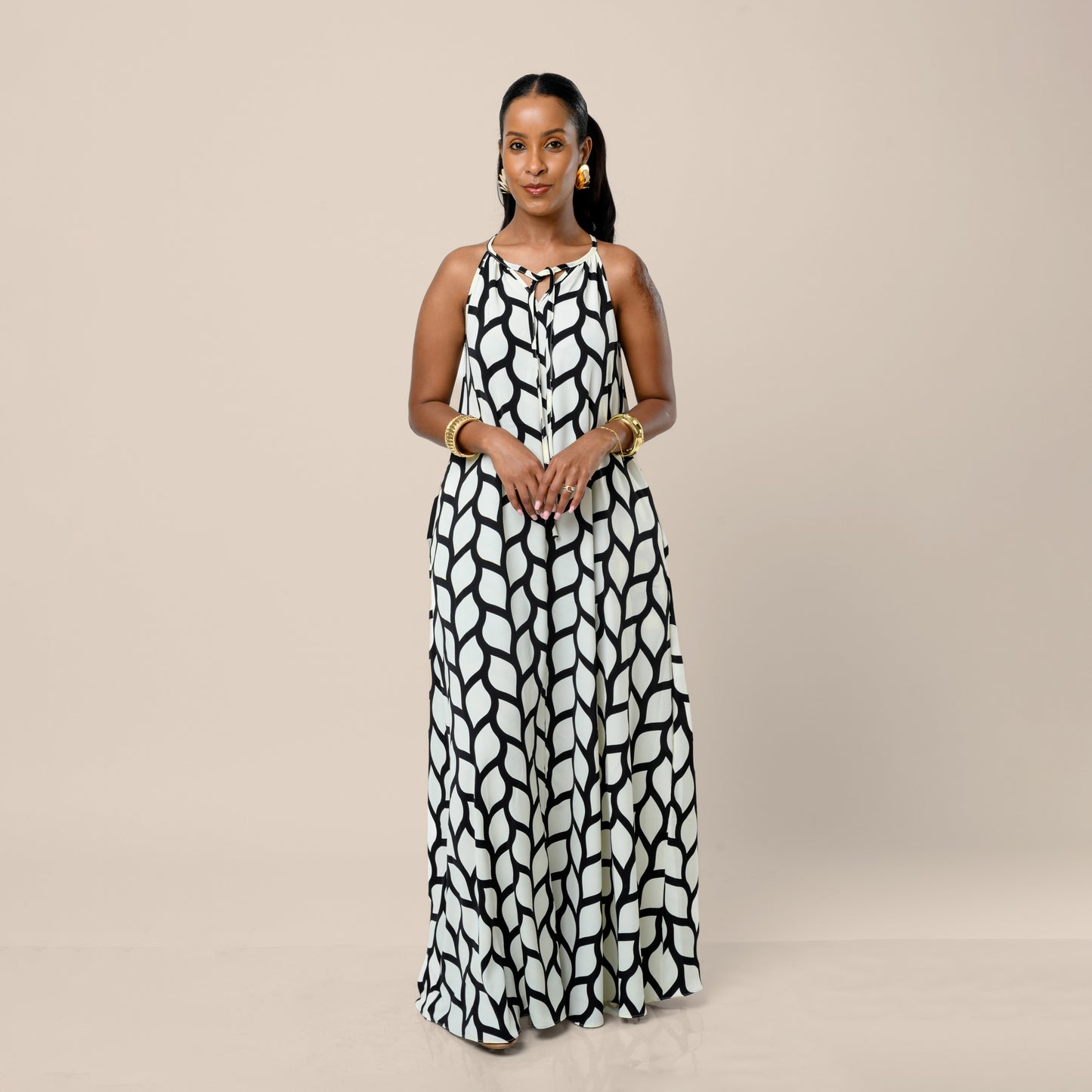 Sleeveless Maxi Dress - Abstract Wave