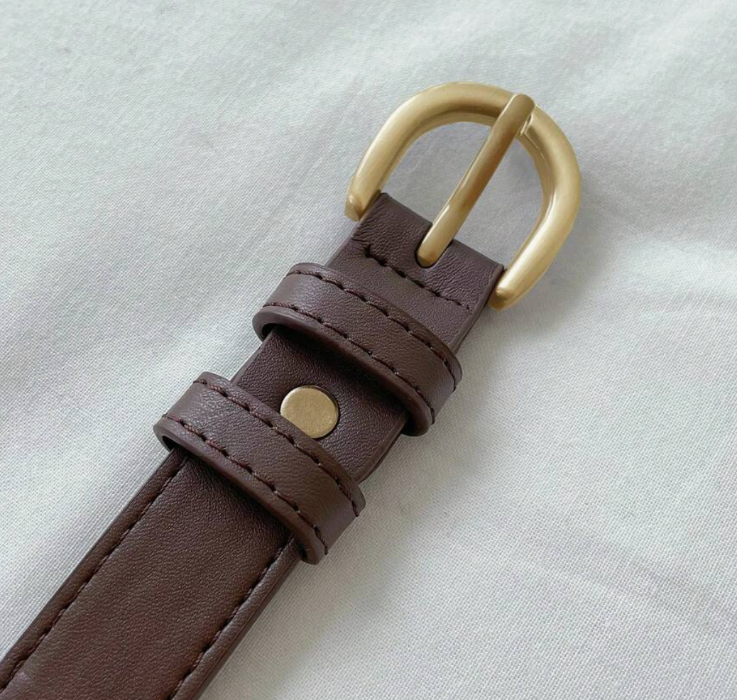 Slim PU Leather Buckle Belt – Coffee