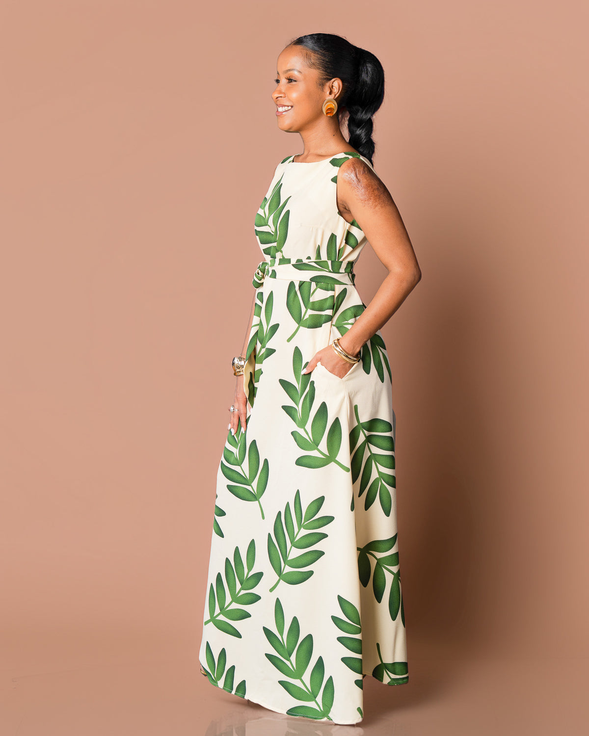 Sleeveless Boat Neck Maxi Dress - Botanical Green
