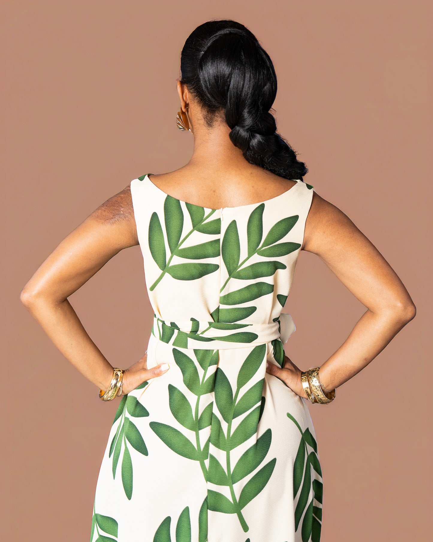 Sleeveless Boat Neck Maxi Dress - Botanical Green