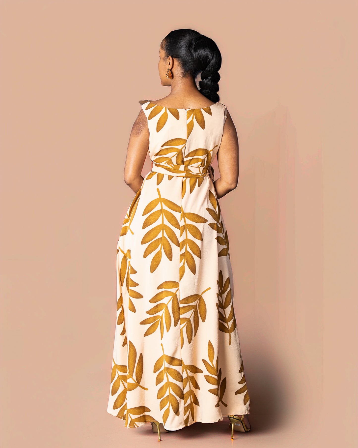Sleeveless Boat Neck Maxi Dress - Botanical Brown